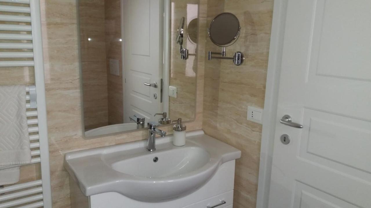 In San Frediano B&B Florenz Exterior foto