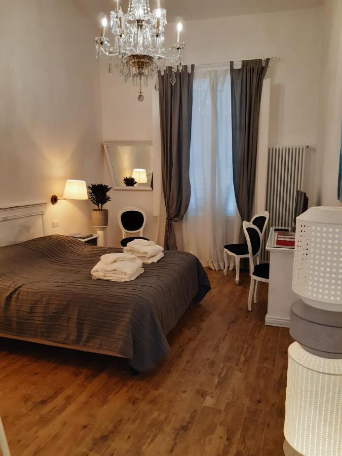 In San Frediano B&B Florenz Exterior foto